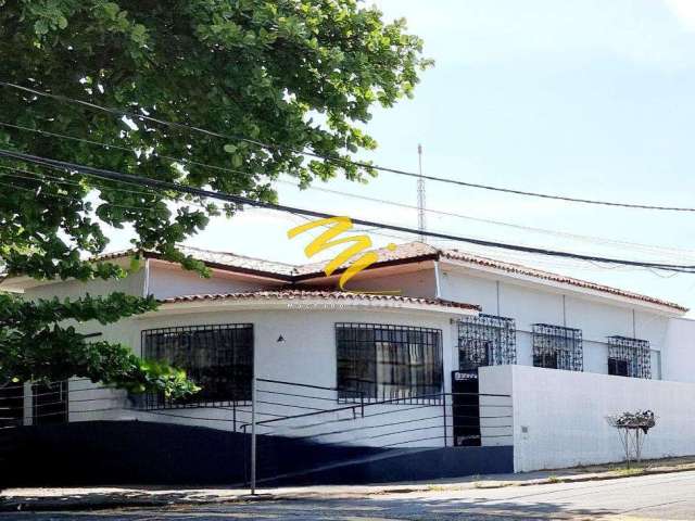 Casa à venda em Campinas, Jardim Guanabara, com 8 quartos, com 192 m²