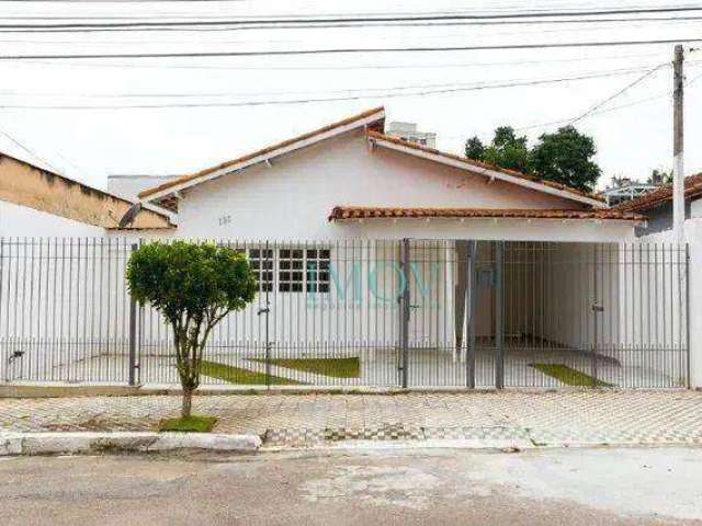 Casa com 3 dormitórios à venda, 226 m² por R$ 740.000,00 - Jardim Bela Vista - São José dos Campos/SP