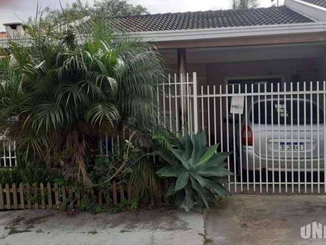 Linda casa no Boa Vista, quarto com móveis planejados