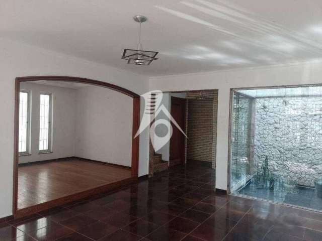 Sobrado na Mooca, 5 dormitórios, 5 vagas, 322m²