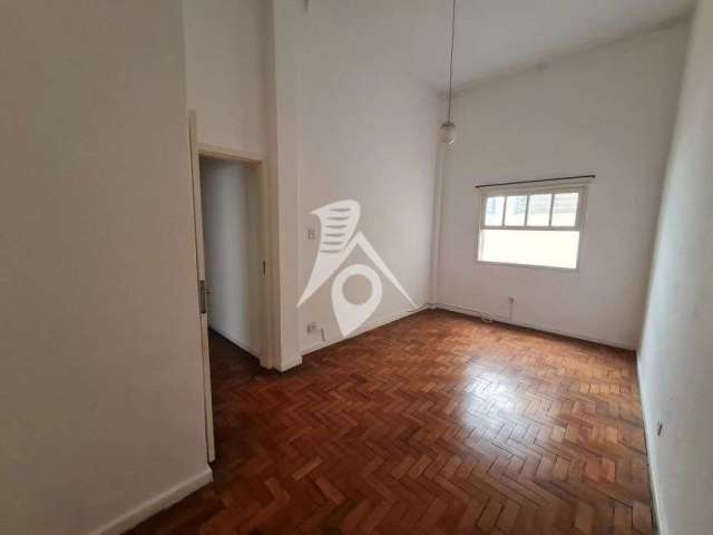 Aluga-se Apartamento no Bairro da Mooca com 80m².