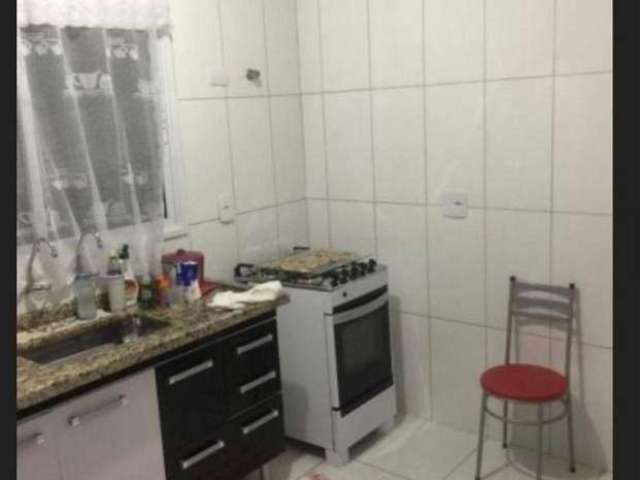 Sobrado com 2 dormitórios à venda, 70 m² por R$ 39