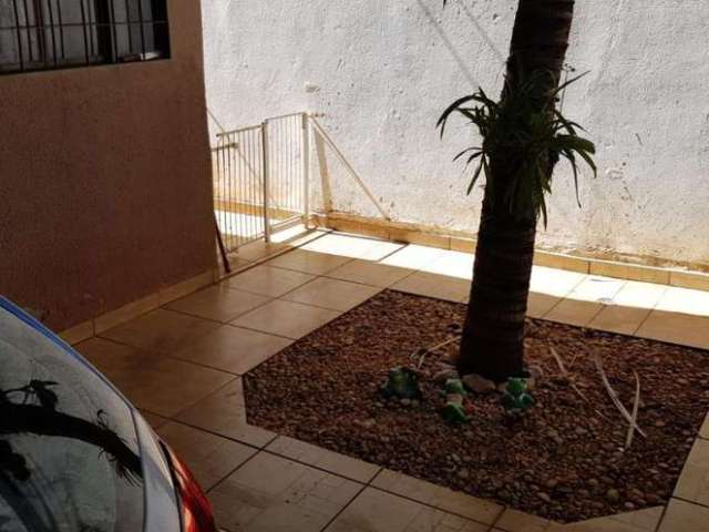 Casa para Venda em Ribeirão Preto, Jardim Jandaia, 2 dormitórios, 1 banheiro, 2 vagas