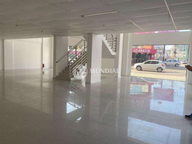 Sala comercial com 275 m² na av. dos estados, Nações, Balneário Camboriú - SC