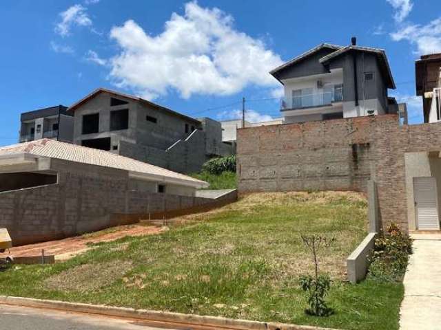 Terreno à venda no Condomínio Villa Real de Bragança, Bragança Paulista  por R$ 242.000