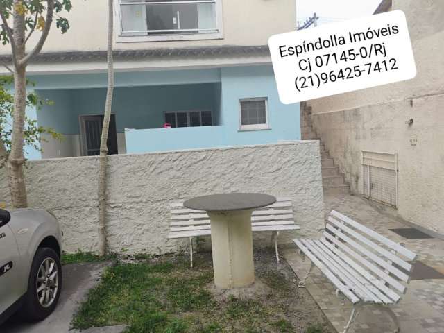 Casa linear térrea 03 dormitórios; vaga exclusiva