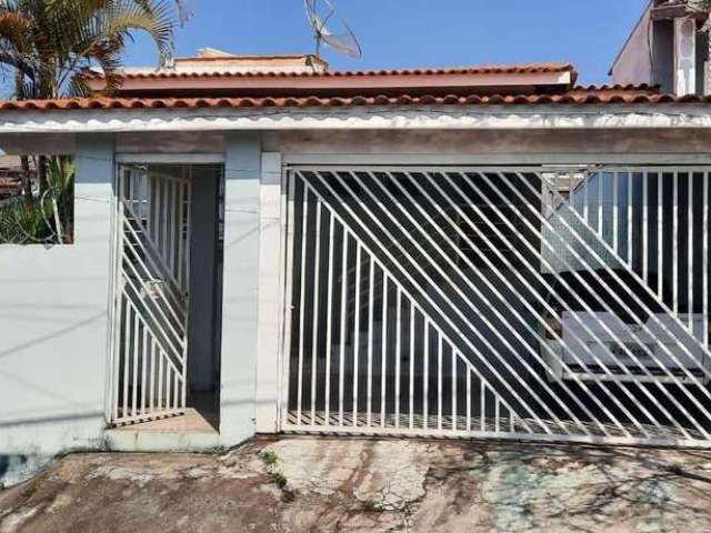 Casa para Venda em Bragança Paulista, Jardim Europa, 3 dormitórios, 1 suíte, 1 banheiro, 2 vagas