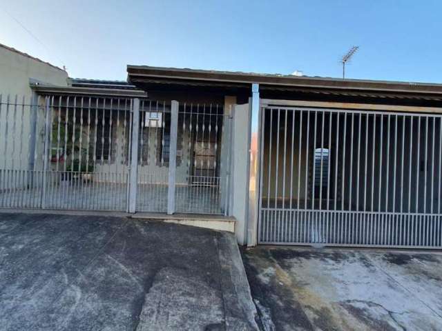 Casa para Venda em Bragança Paulista, Jardim São Lourenço, 3 dormitórios, 1 suíte, 1 banheiro, 3 vagas