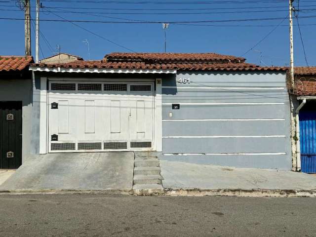 Casa para Venda em Bragança Paulista, Vila Bernadete, 3 dormitórios, 1 suíte, 2 vagas