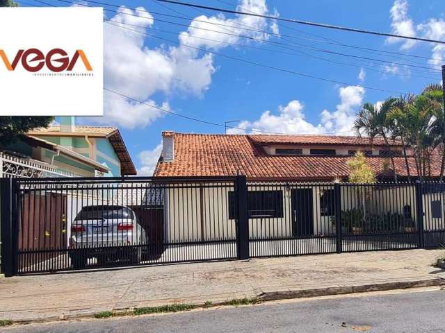 Casa para Venda em Bragança Paulista, Santa Luzia, 3 dormitórios, 1 suíte, 3 banheiros, 4 vagas