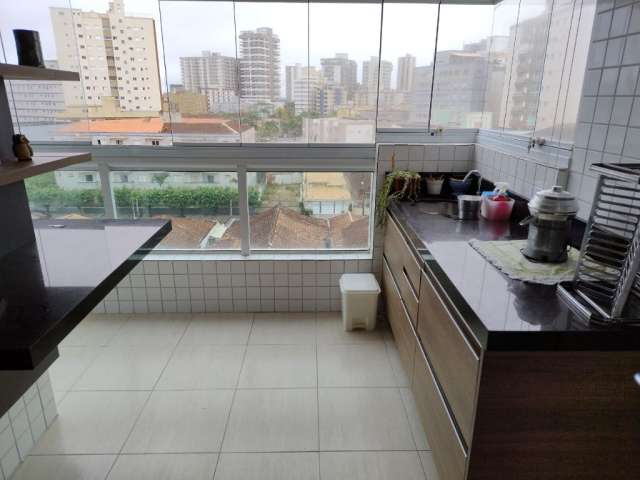 Lindo apartamento  2 dormitórios 1 quadra da praia no centro da Vila Caicara