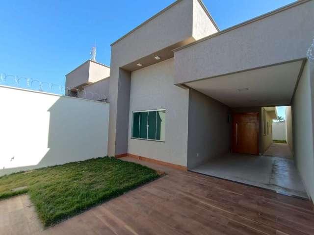 Casa de 3/4 c suite 140 m² com area Gourmet prox da avenida Rio verde