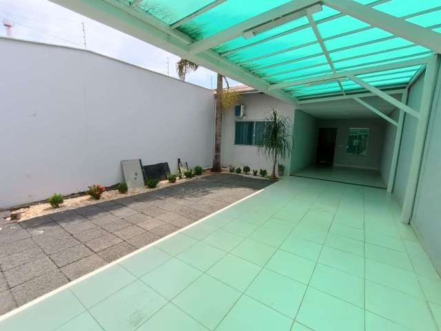 Casa de 3/4 c suite com lote grande com armarios e lazer completo no jd bela vista