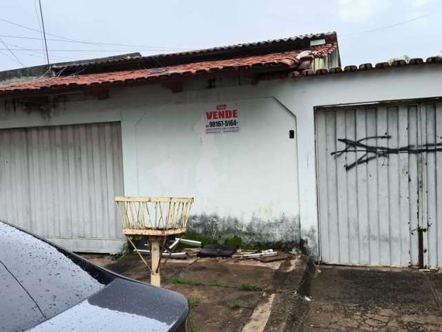 lote com duas casas a venda no Parque Flamboyant Goiania