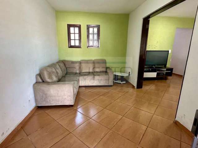 Casa com 3 dormitórios sendo 1 suite no Conjunto Bovolenta (Jardim Ivete)