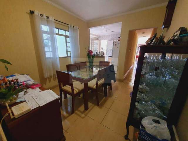 Casa de 124m² com 03 dormitórios, à venda no Jardim São Pedro, Mogi das Cruzes - SP