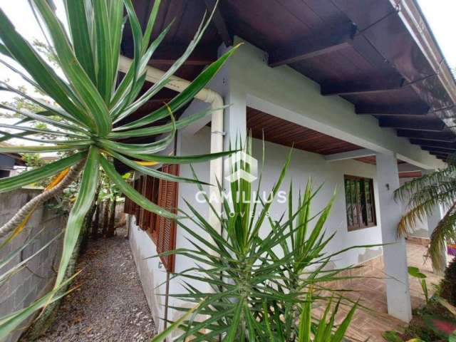 Casa com 2 dormitórios à venda, 76 m² por R$ 560.000,00 - Rio Tavares - Florianópolis/SC