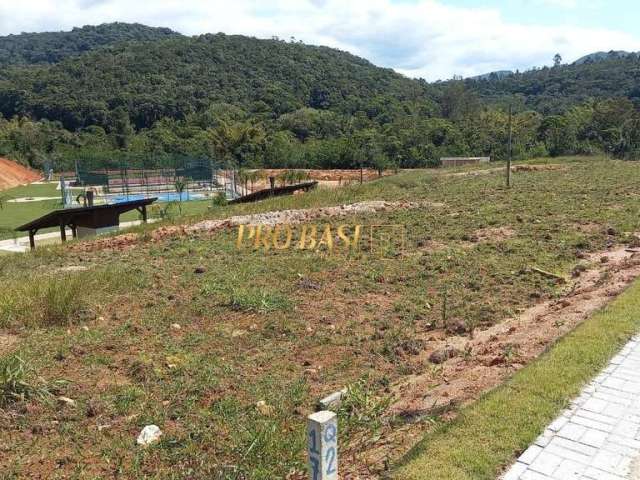 Terreno à venda na R. Olíbio Vicente Medeiros, Caldas da Imperatriz, Santo Amaro da Imperatriz por R$ 300.000