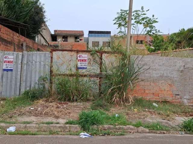 Terreno à venda na Rua Lourdes Bernardes Felisbino, 464, Vila Real, Hortolândia por R$ 200.000