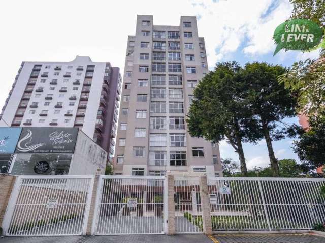 Apartamento com 3 dormitórios para alugar, 77 m² por R$ 3.077/mês - Bacacheri - Curitiba/PR