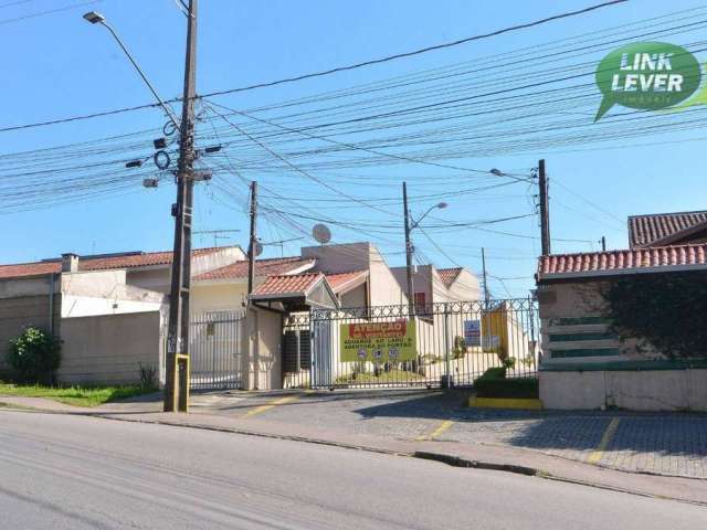 Casa com 3 dormitórios para alugar, 60 m² por R$ 3.225/mês - Santa Cândida - Curitiba/PR