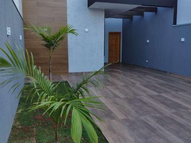 Casa à venda em Marialva, Centro, com 3 quartos, com 68 m²