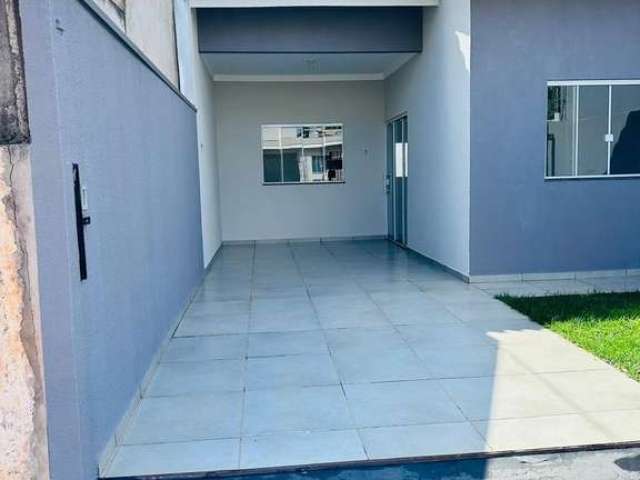 Casa à venda em Maringá, Jardim Diamante, com 3 quartos, com 70 m²