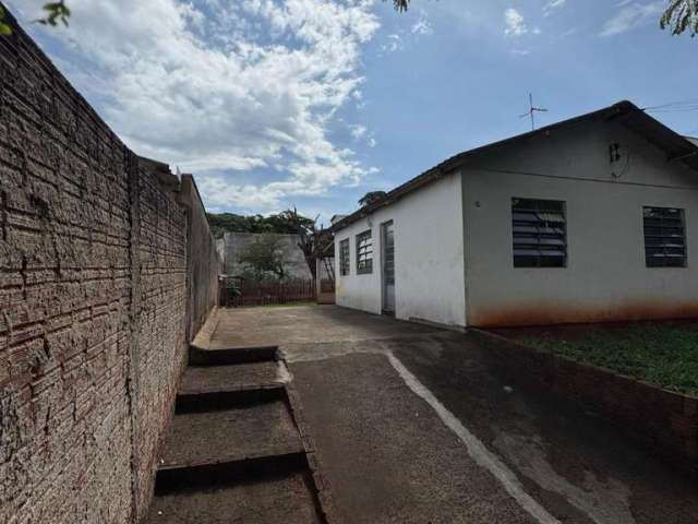 Casa à venda em Maringá, Conjunto Habitacional Itatiaia, com 2 quartos, com 47 m²