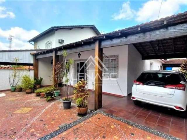 Casa com 3 quartos à venda na Rua Codorna, Campo Grande, Rio de Janeiro, 173 m2 por R$ 680.000