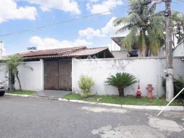 Casa em condomínio fechado com 3 quartos à venda na Estrada Iaraqua, Campo Grande, Rio de Janeiro, 172 m2 por R$ 605.000