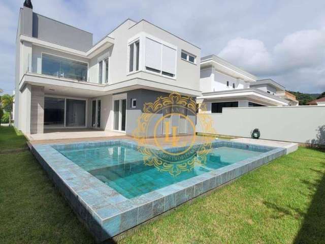 Casa Alto Padrão com 4 Suítes à venda, 367 m²  Santa Regina - Camboriú/SC