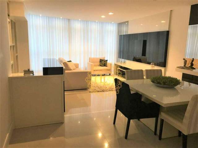 Apartamento Semi mobiliado com 3 Suítes à venda, 132 m² no Centro - Balneário Camboriú/SC