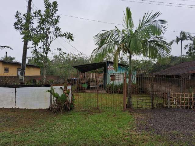 Casa para pescador e terreno 300m² em Antonina Paraná