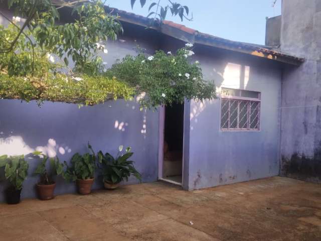 Casa 2dormitórios