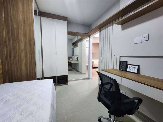 Apartamento à Venda em Centro, Itanhaém - SP