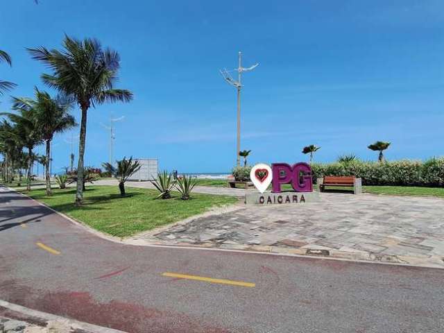 Sobrado no Caiçara - Área Nobre com 3 dormitórios e a poucos metros da praia!