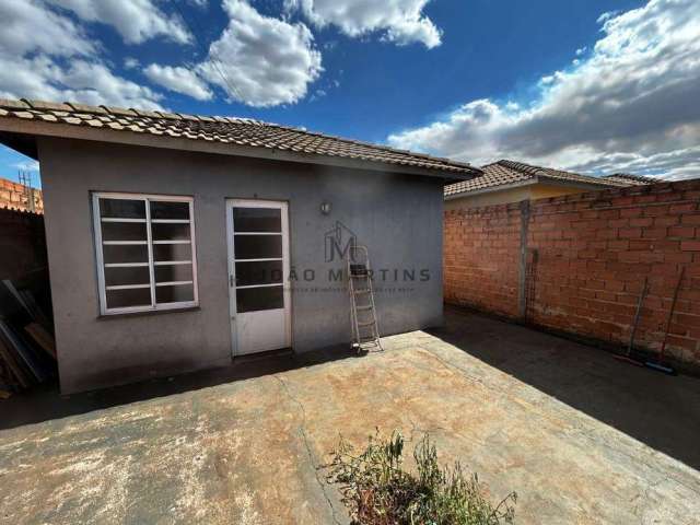 Casa para Venda em Ribeirão Preto, Jardim Cristo Redentor, 2 dormitórios, 1 banheiro, 3 vagas