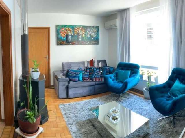 Apartamento com 3 quartos à venda na Rua César Lombroso, 52, Rio Branco, Porto Alegre por R$ 560.000