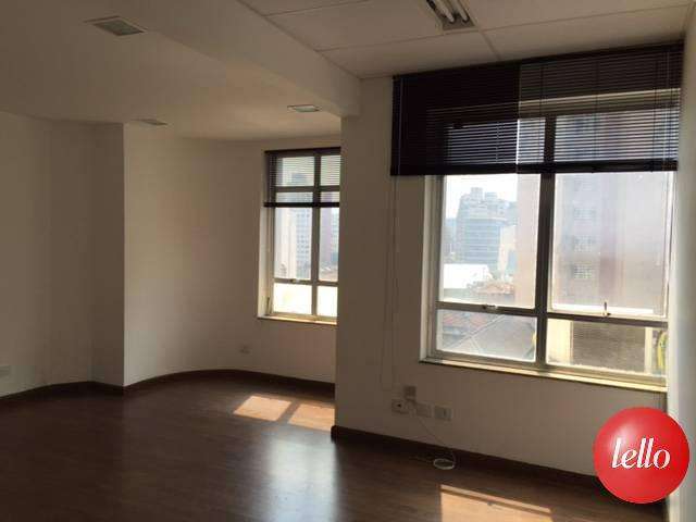 Sala comercial com 2 salas para alugar na Avenida da Liberdade, --, Liberdade, São Paulo, 34 m2 por R$ 1.300