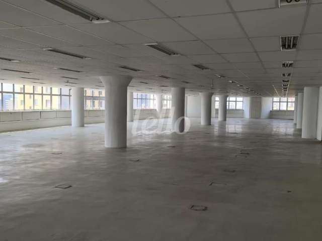 Sala comercial com 3 salas para alugar na Rua Pedro Américo, --, República, São Paulo, 790 m2 por R$ 23.701