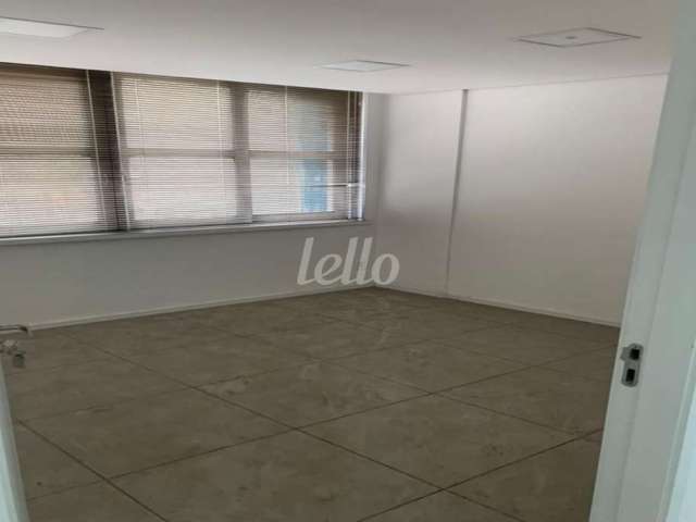 Sala comercial com 1 sala para alugar na Praça da República, --, República, São Paulo, 99 m2 por R$ 3.300