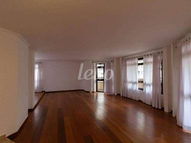 Apartamento com 4 quartos para alugar na Rua José Maria Lisboa, --, Jardins, São Paulo, 280 m2 por R$ 14.500