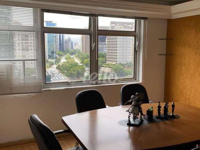 Sala comercial com 3 salas para alugar na Avenida Brigadeiro Faria Lima, --, Pinheiros, São Paulo, 74 m2 por R$ 6.500