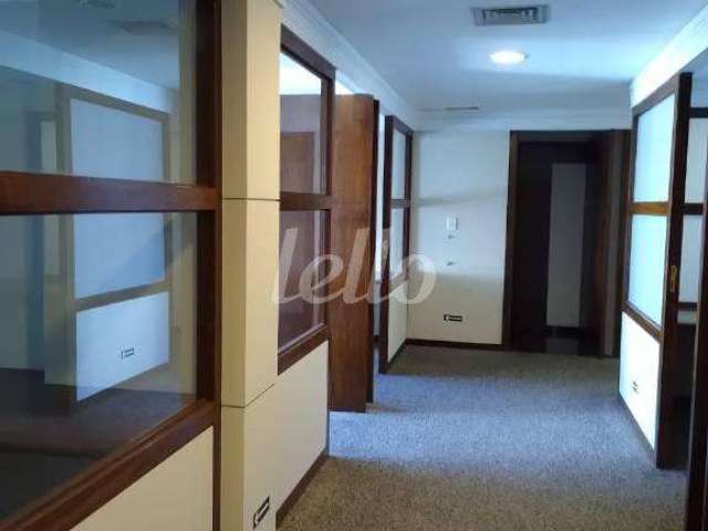 Sala comercial com 3 salas para alugar na Avenida Brigadeiro Faria Lima, --, Pinheiros, São Paulo, 636 m2 por R$ 75.133