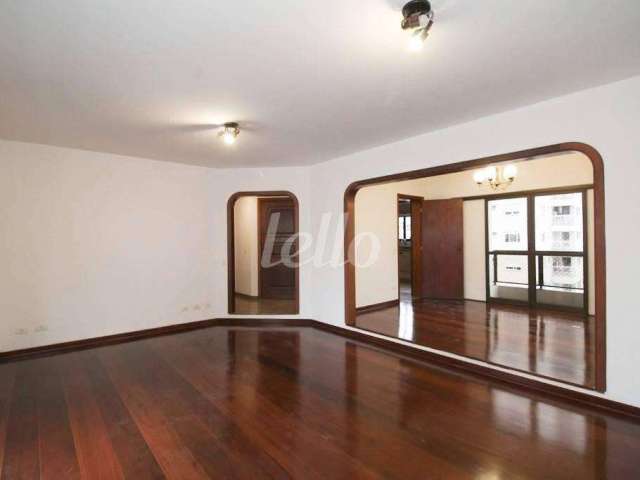 Apartamento com 3 quartos para alugar na Av. Doutor Altino Arantes, --, Vila Mariana, São Paulo, 153 m2 por R$ 5.990