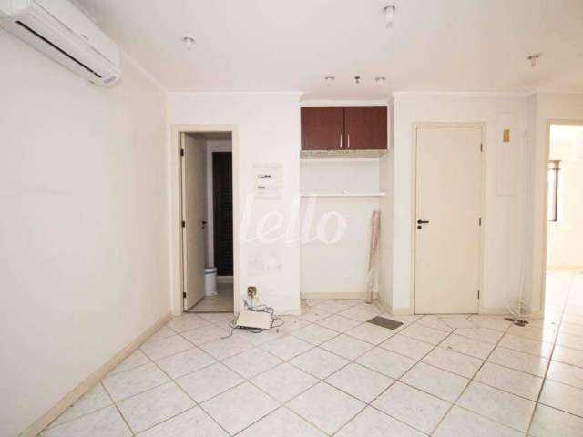 Sala comercial com 3 salas para alugar na Rua Doutor Bacelar, --, Vila Clementino, São Paulo, 50 m2 por R$ 1.800