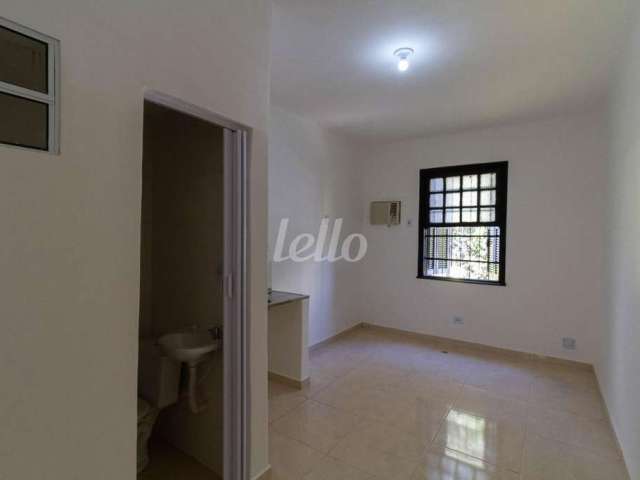 Sala comercial para alugar na Rua Vitorino Carmilo, --, Barra Funda, São Paulo, 14 m2 por R$ 1.800