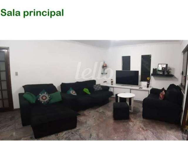 Casa com 3 quartos para alugar na Rua dos Alpes, --, Vila Curuçá, Santo André, 285 m2 por R$ 5.000