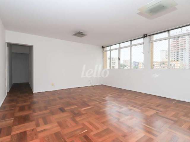 Apartamento com 3 quartos para alugar na Rua Oscar Freire, --, Pinheiros, São Paulo, 120 m2 por R$ 6.500