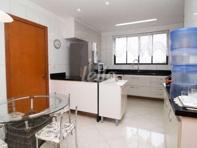 Apartamento com 4 quartos para alugar na Rua das Caneleiras, --, Jardim, Santo André, 153 m2 por R$ 6.900